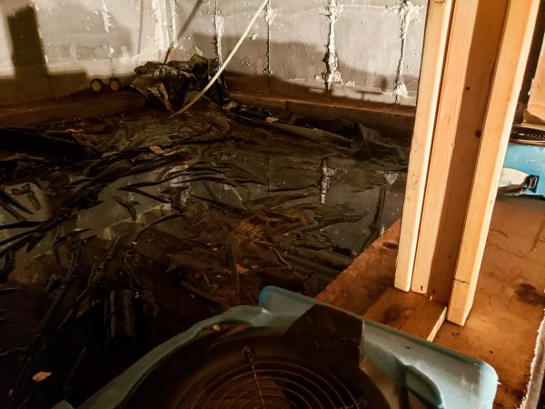 Crawlspace Water Cleanup in Jeffersonville